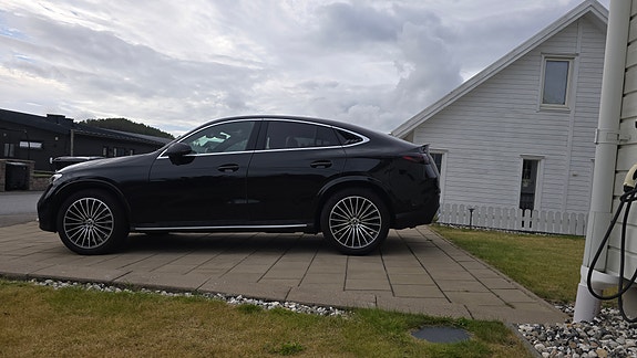 Mercedes-Benz GLC220 d 8 of 17