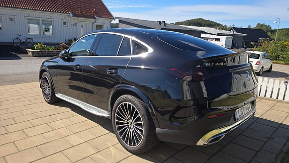 Mercedes-Benz GLC220 d 4 of 17