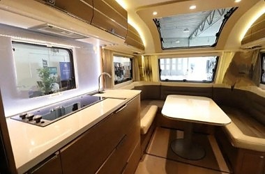 Adria Adora 613 UT 3 of 8
