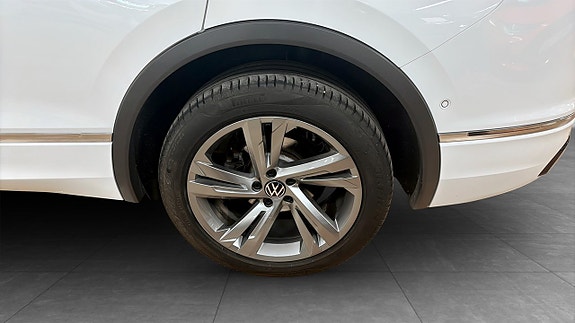 Volkswagen Tiguan Allspace 6 of 13