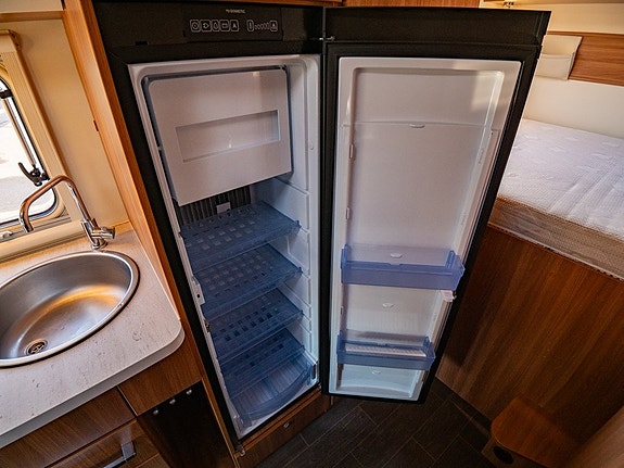 Eura Mobil Activa One 690 HB *Truma *Solcell *Dubbelgolv 6 of 21