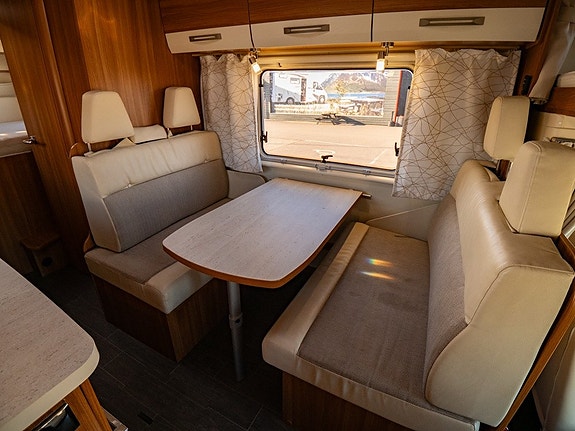 Eura Mobil Activa One 690 HB *Truma *Solcell *Dubbelgolv 3 of 21