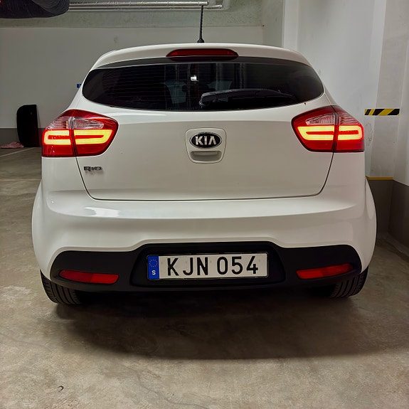 Kia Rio 5 of 13