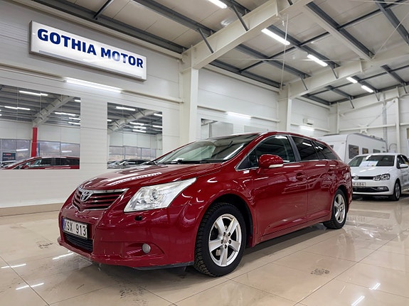 Toyota Avensis 5 of 5