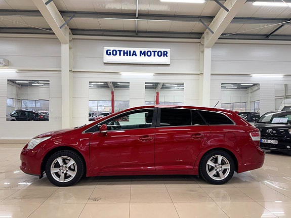 Toyota Avensis 6 of 18