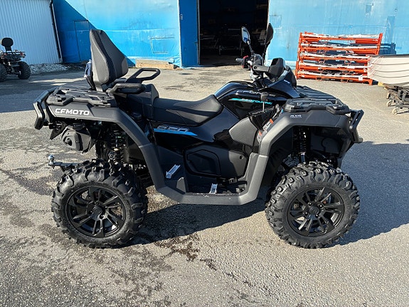 CFMOTO 850 CForce Touring Black Edition 2 of 4