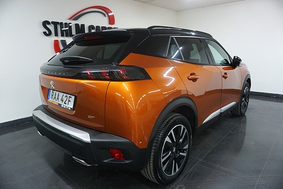 Peugeot 2008 4 of 5