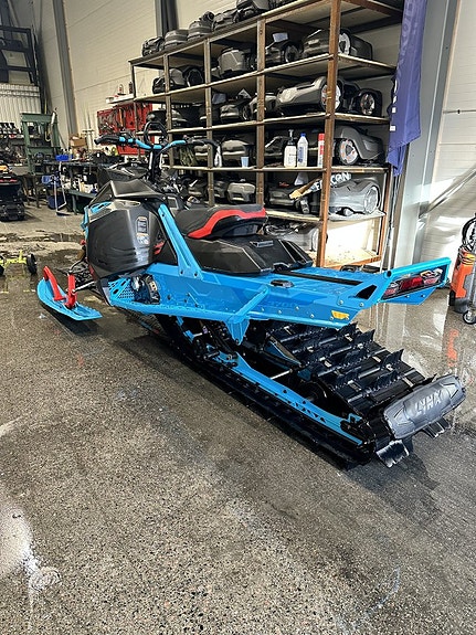 Lynx Boondocker RE3700 850 E-TEC Sommarkampanj! 2 of 4