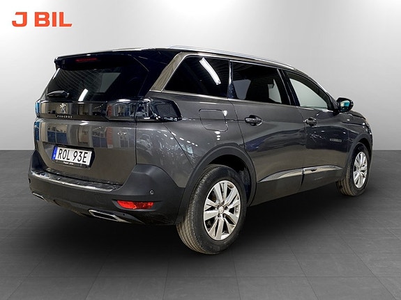 Peugeot 5008 3 of 18