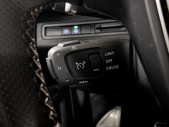 Peugeot 5008 8 of 18