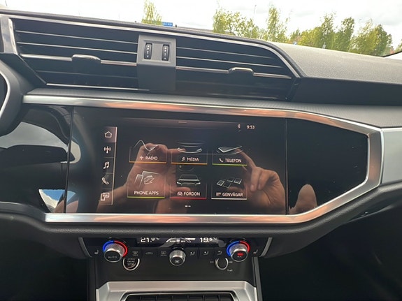 Audi Q3 11 of 16