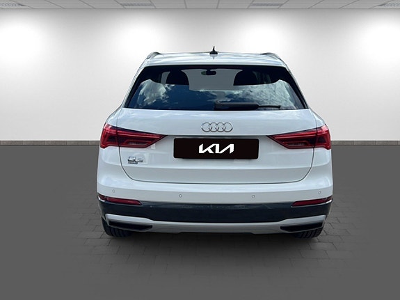 Audi Q3 5 of 5