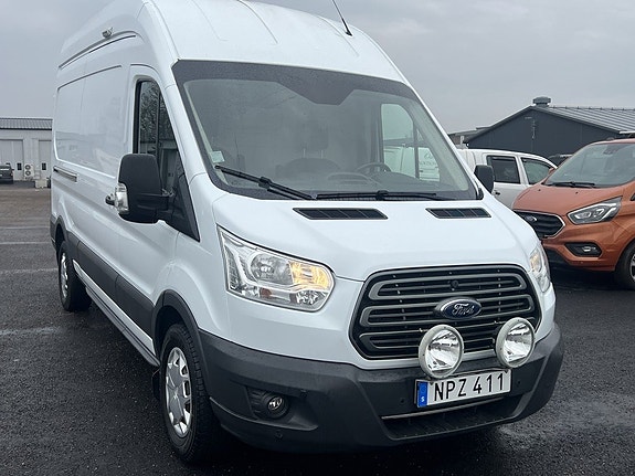 Ford Transit 3 of 5