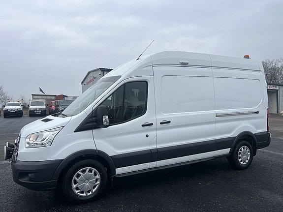 Ford Transit 2 of 5