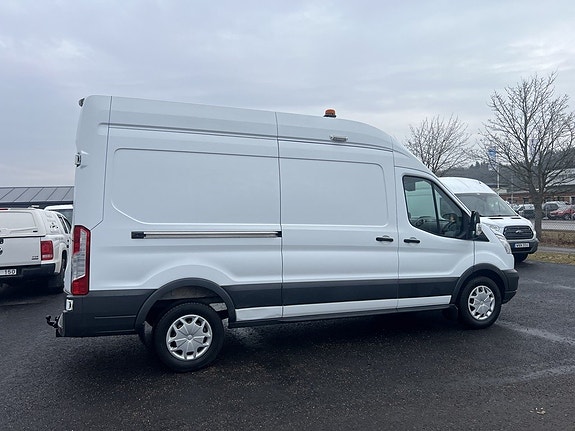 Ford Transit 8 of 11