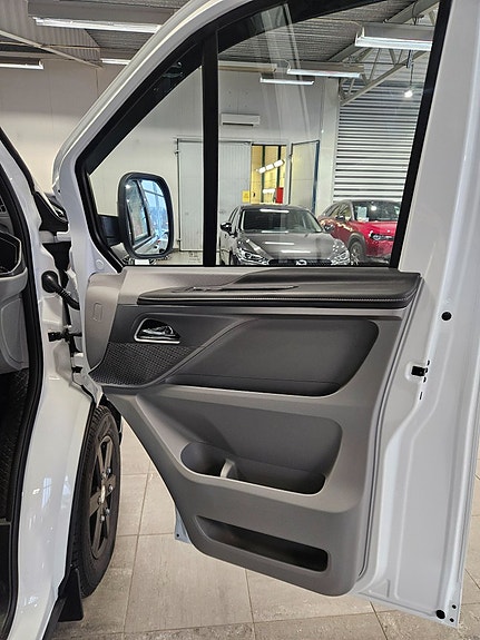Maxus Deliver 7 15 of 30