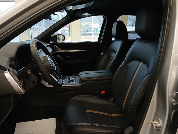 Mazda CX-60 9 of 21