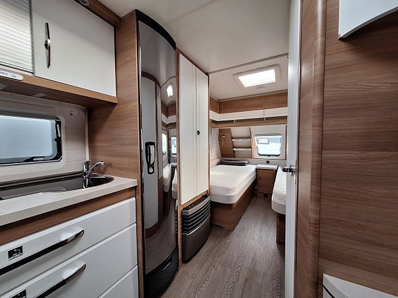 Hobby De luxe 540 UL Långbädd, 1 Ägare, Nytt Tält 8 of 16