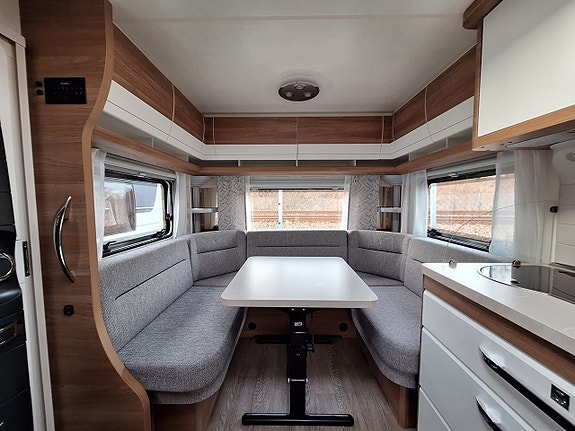 Hobby De luxe 540 UL Långbädd, 1 Ägare, Nytt Tält 2 of 16
