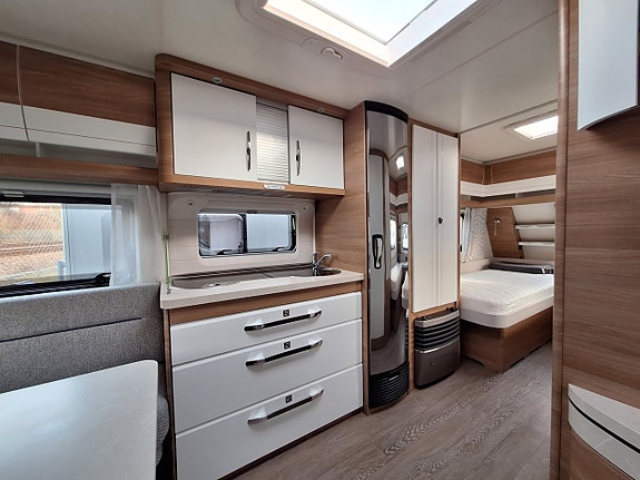 Hobby De luxe 540 UL Långbädd, 1 Ägare, Nytt Tält 6 of 16