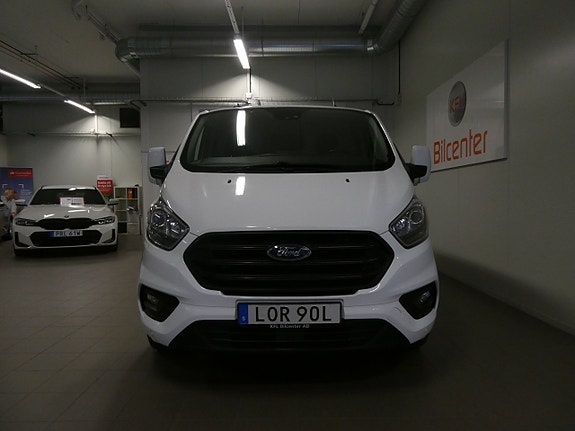 Ford Transit Custom 13 of 20