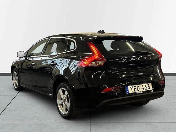 Volvo V40 5 of 5