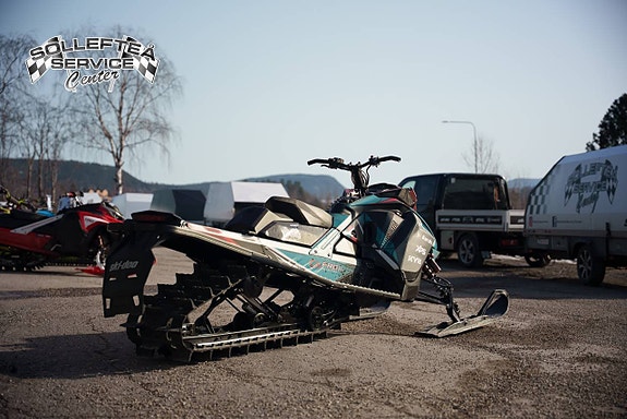 SKI-DOO FREERIDE 850 146" -18 4 of 8