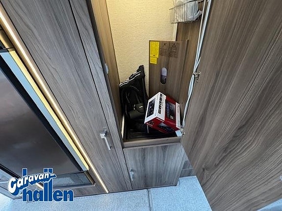 Kabe Imperial 600 CXL KS (Mover/Solcell/Lithium) 13 of 23