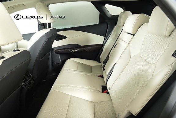 Lexus RX350h 8 of 21