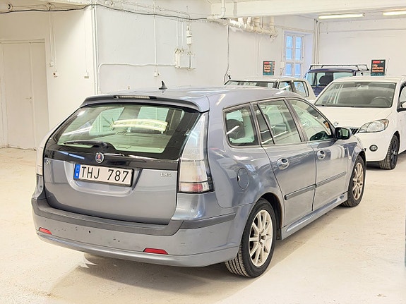 Saab 9-3 4 of 5