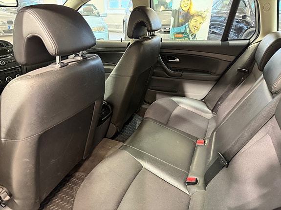 Saab 9-3 8 of 11
