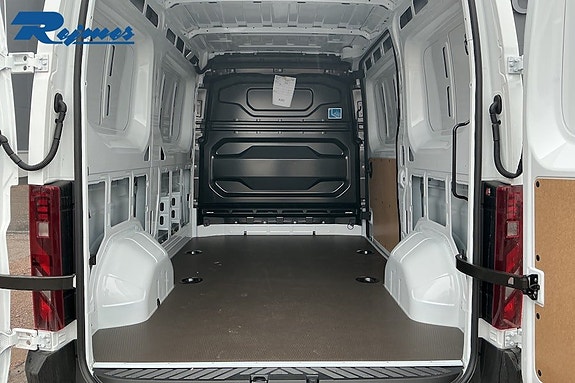 Renault Master 12 of 16