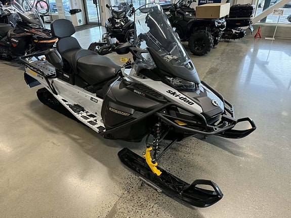 Ski-Doo Expedition LE 900 ACE TURBO 24" MOMS 2 of 6
