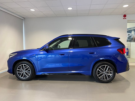 BMW X1 2 of 5