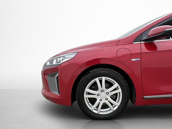 Hyundai IONIQ 26 of 30