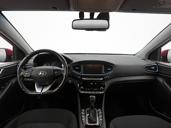 Hyundai IONIQ 10 of 30