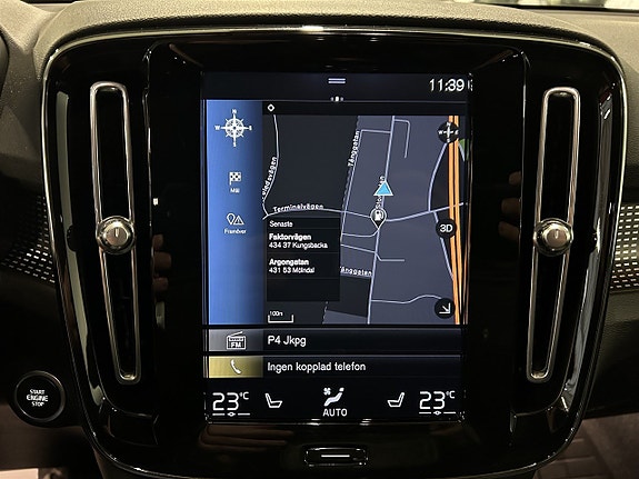 Volvo XC40 22 of 27