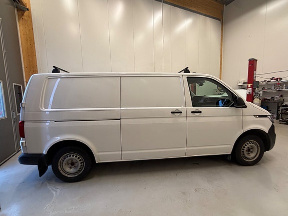Volkswagen Transporter 11 of 14