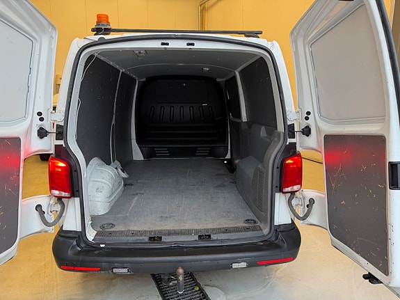 Volkswagen Transporter 2 of 5
