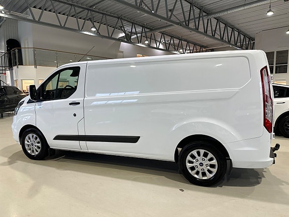 Ford Transit Custom 6 of 17