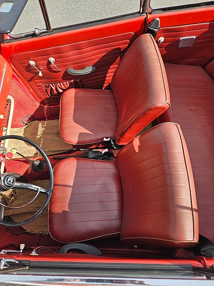 Volkswagen 1300 8 of 11