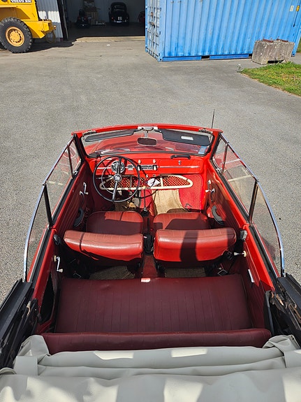 Volkswagen 1300 7 of 11