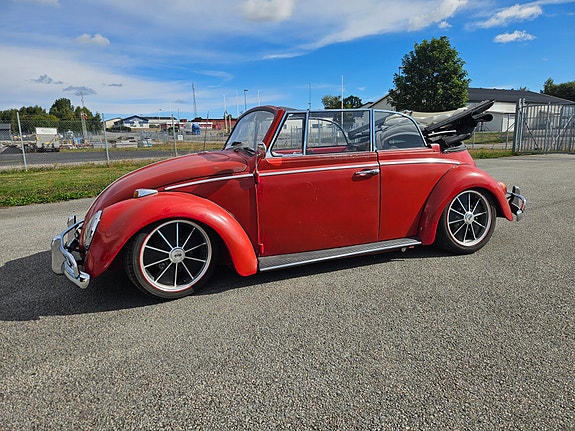 Volkswagen 1300 2 of 11