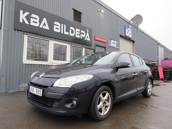 Renault Megane III 2 of 17