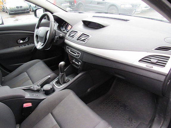 Renault Megane III 9 of 17