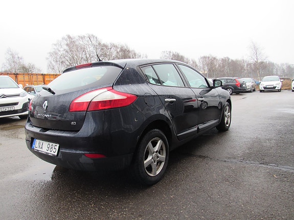 Renault Megane III 5 of 17