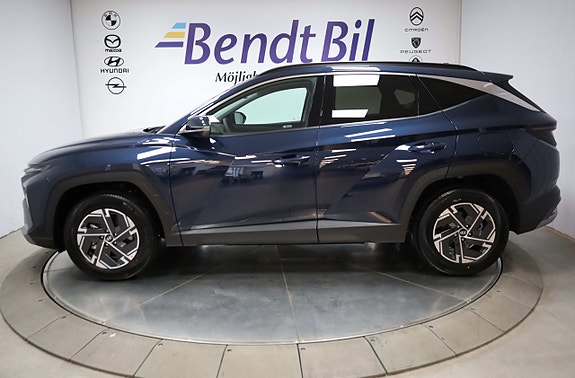 Hyundai Tucson 3 of 5