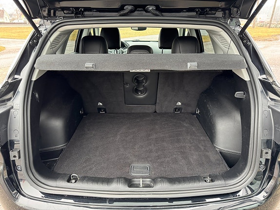 Jeep Compass 16 of 16