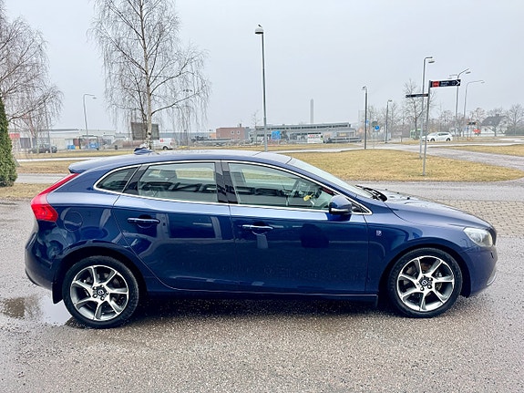 Volvo V40 5 of 5
