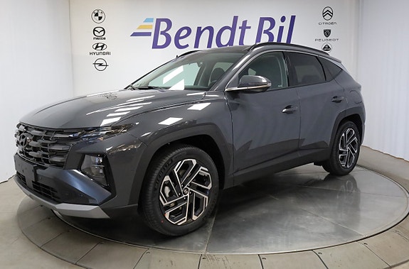 Hyundai Tucson 3 of 5